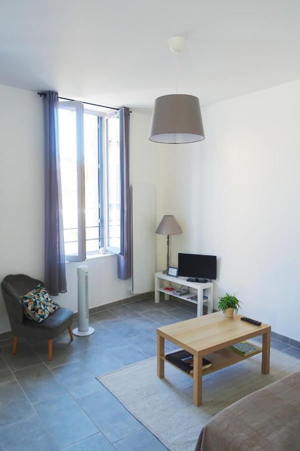 Maison Carree/Coeur Historique De Nimes - Superbe Appt 55M² Luaran gambar